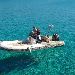 Barco de alquiler con licencia en ciutadella de Menorca