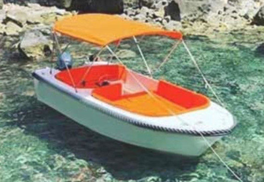 Barco sin licencia para 6 prsonas en Ciutadella de Menorca
