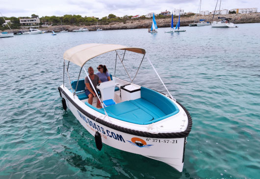 alquiler barco sin licencia en Ciutadella - TwinsBoats